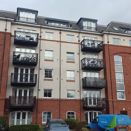 Edinburgh City Deluxe Apartment Exterior photo